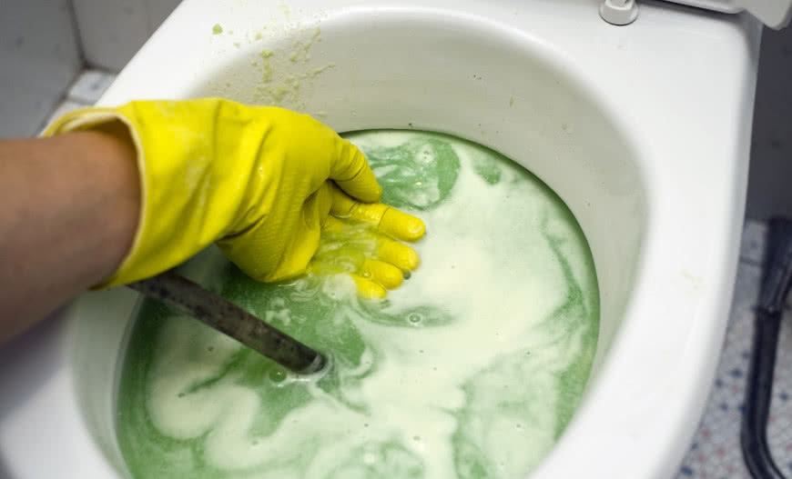Czym jest sanitarna pompa WC?