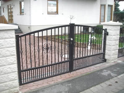 Brama konstrukcji aluminiowej